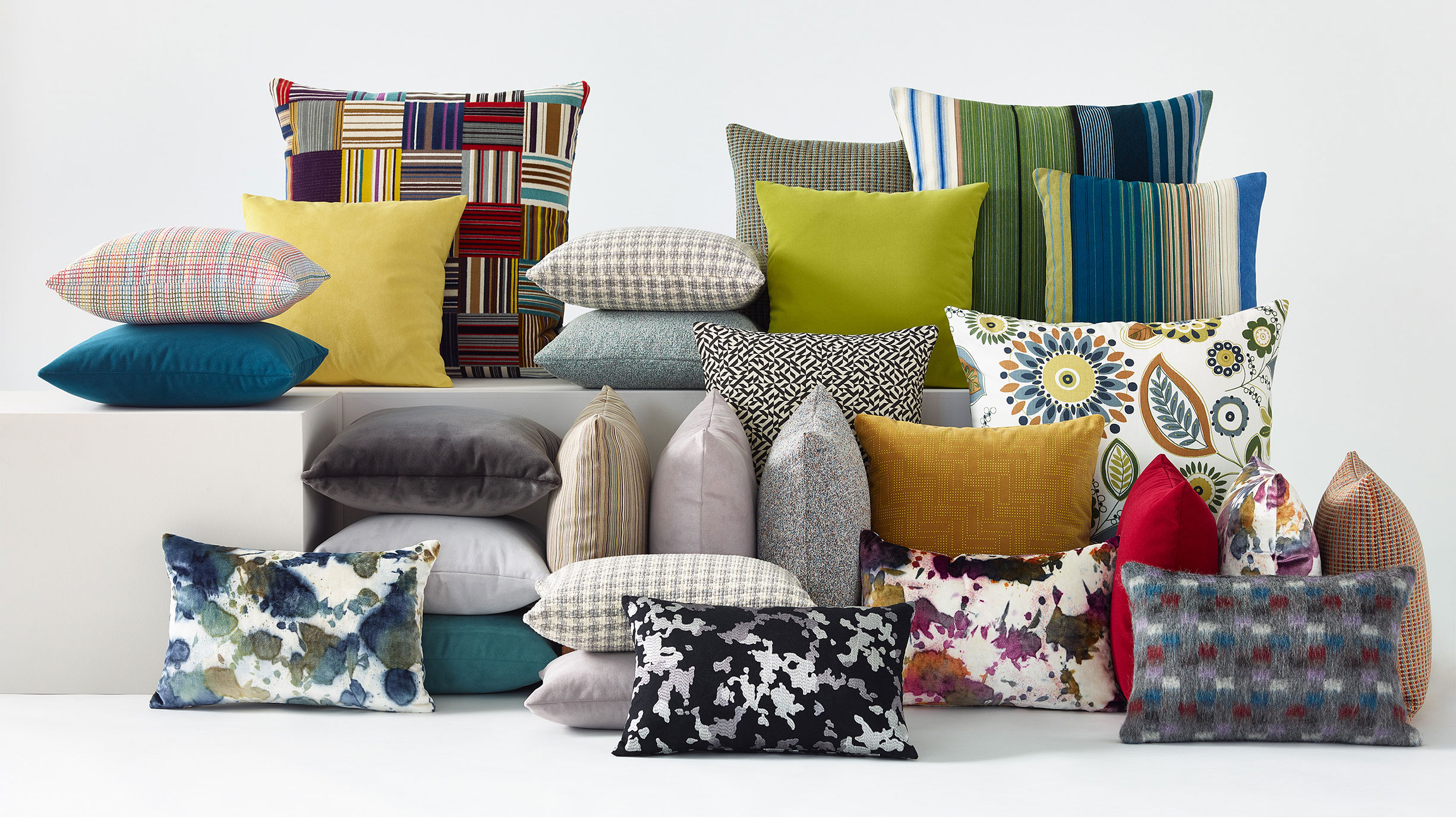 Knoll Textiles Pillows Marketing Image
